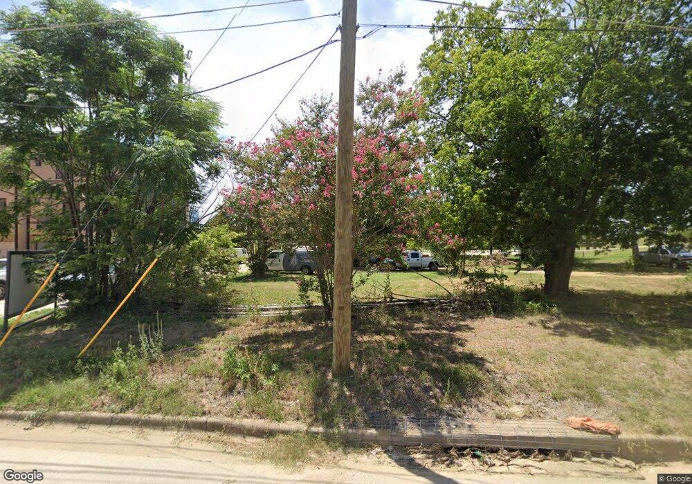 320 S Rayner St, Fort Worth, TX 76111 - photo 1