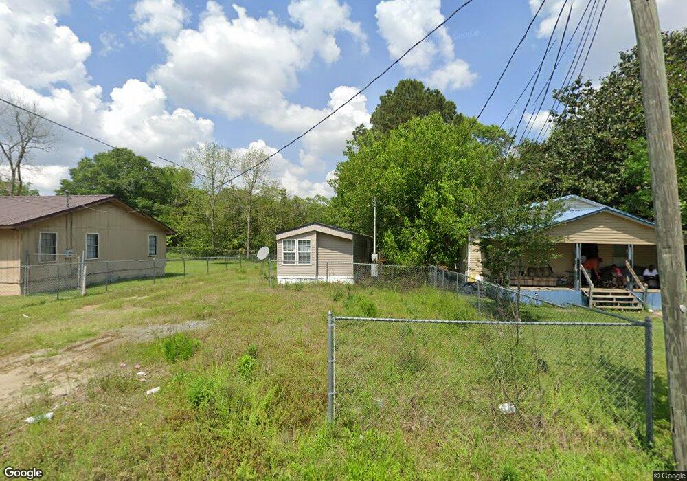 823 Armour Rd, Tifton, GA 31794 - photo 1