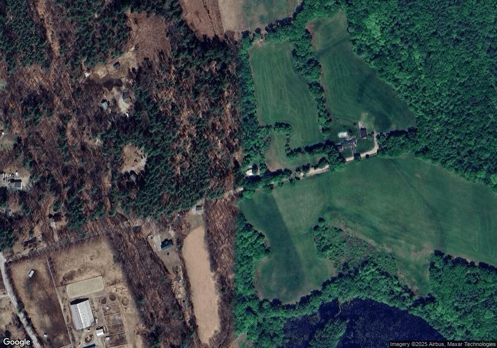 114 Helen Dearborn Rd, Weare, NH 03281 - photo 1