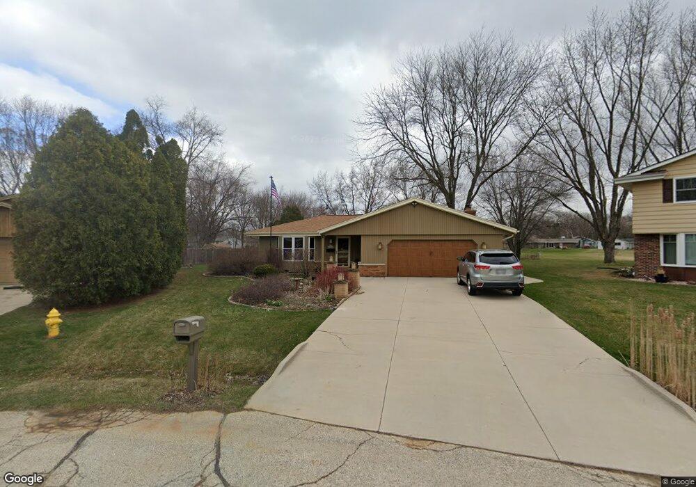 S69W13418 Hale Park Ct, Muskego, WI 53150 - photo 1
