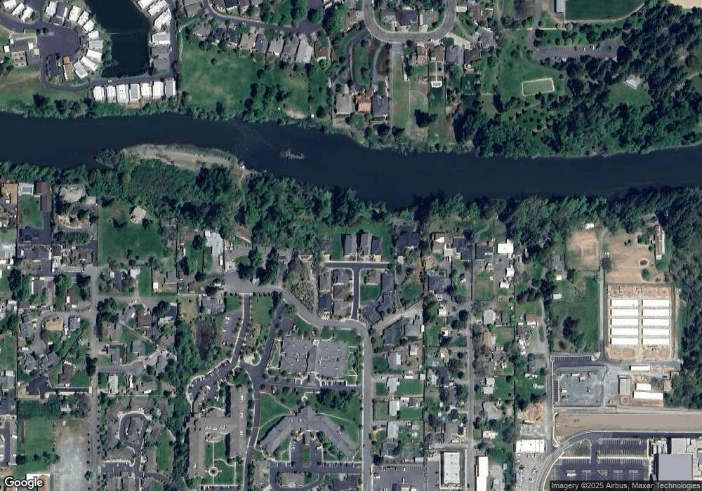 1016 SW Zane Grey Ct, Grants Pass, OR 97527 - photo 1