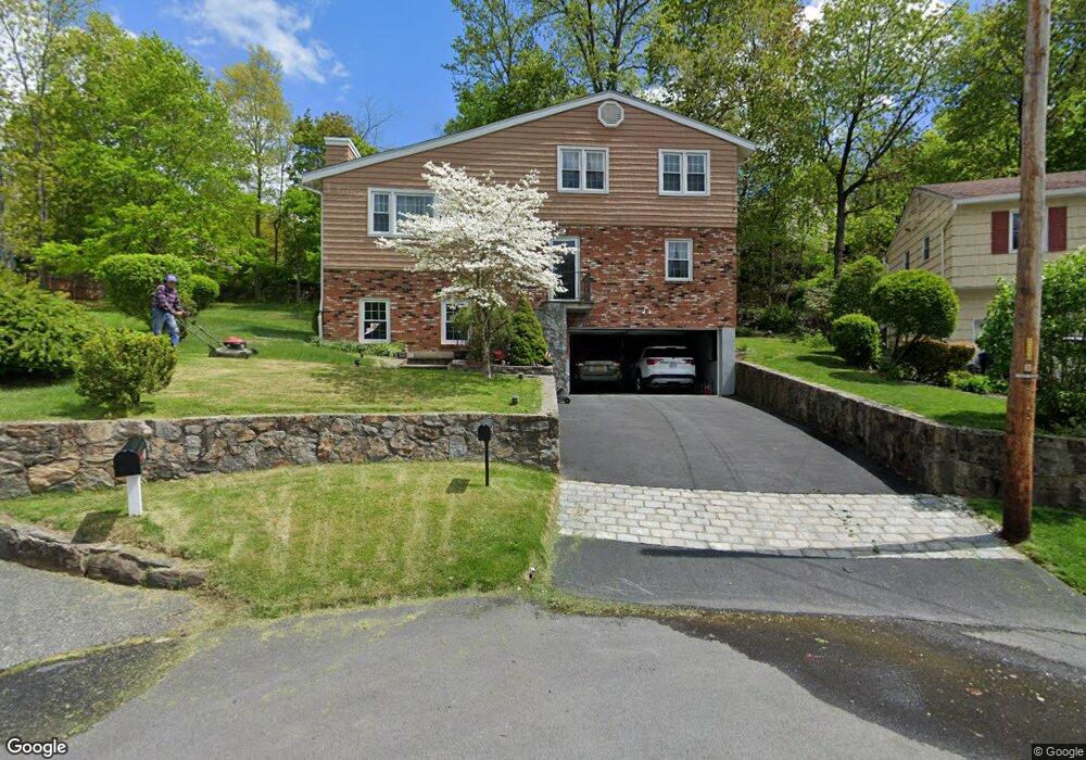 77 Leland Ave, Pleasantville, NY 10570 - photo 1