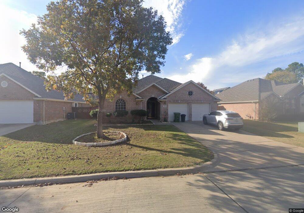 331 Hill Crest Dr, Hurst, TX 76053 - photo 1
