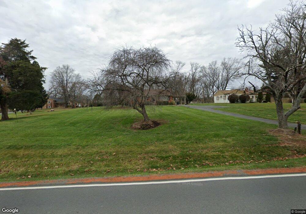 19303 Gleedsville Rd, Leesburg, VA 20175 - photo 1