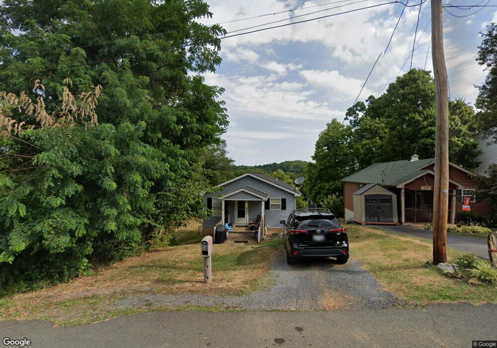 22 E 19th St, Front Royal, VA 22630 - photo 1