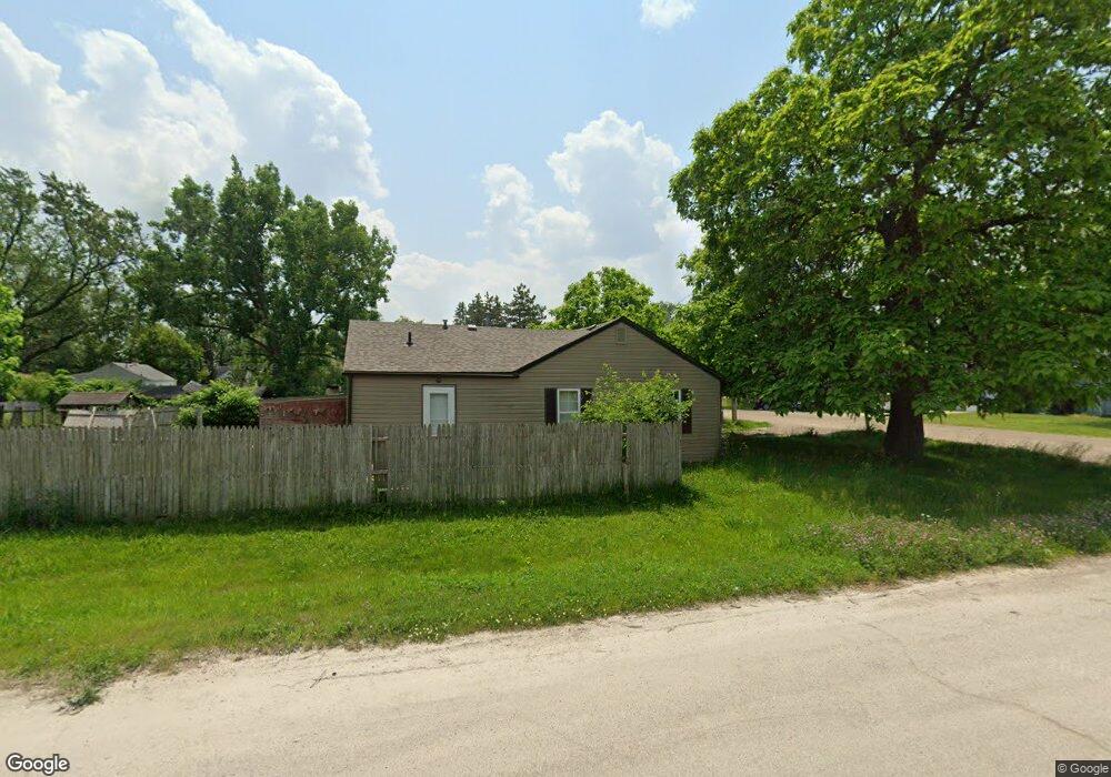 2069 Harwine St, Flint, MI 48532 - photo 1