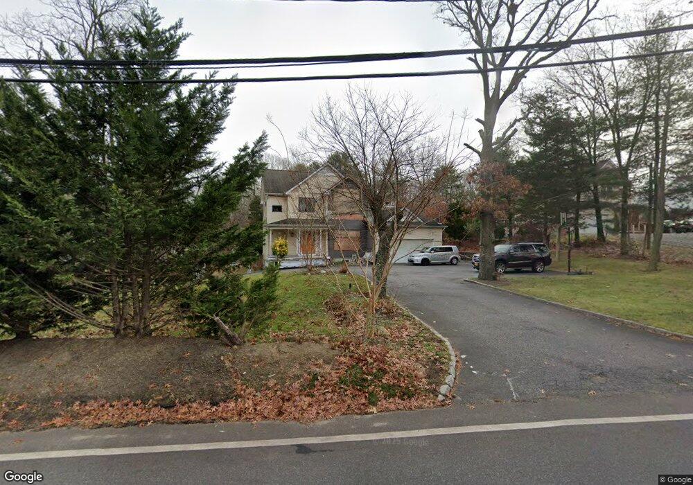 225 Bellport Ave, Medford, NY 11763 - photo 1