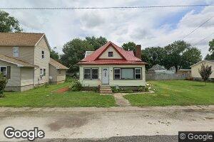 111 N Brady St, Bluffs, IL 62621