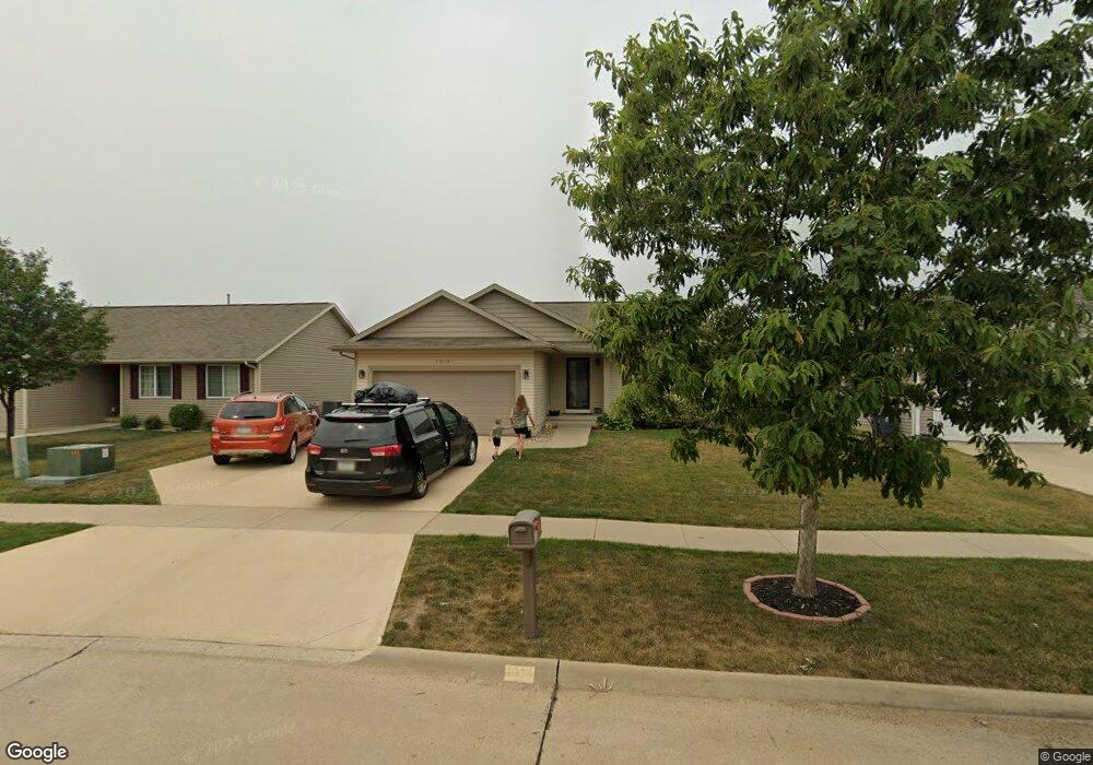 1914 Probst Ct SW, Cedar Rapids, IA 52404 - photo 1