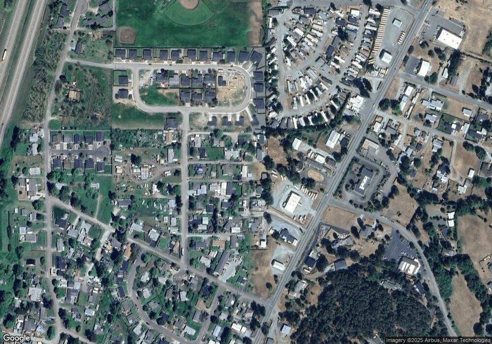 374 Weaver Ave, Myrtle Creek, OR 97457 - photo 1