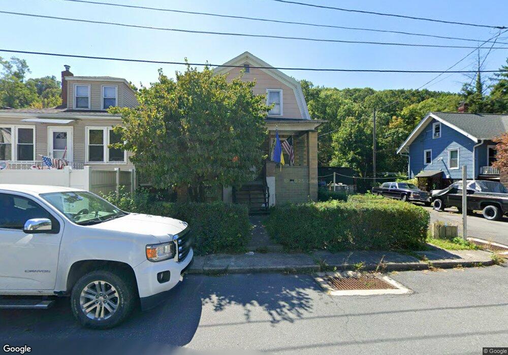 844 Lott St, Coal Township, PA 17866 - photo 1