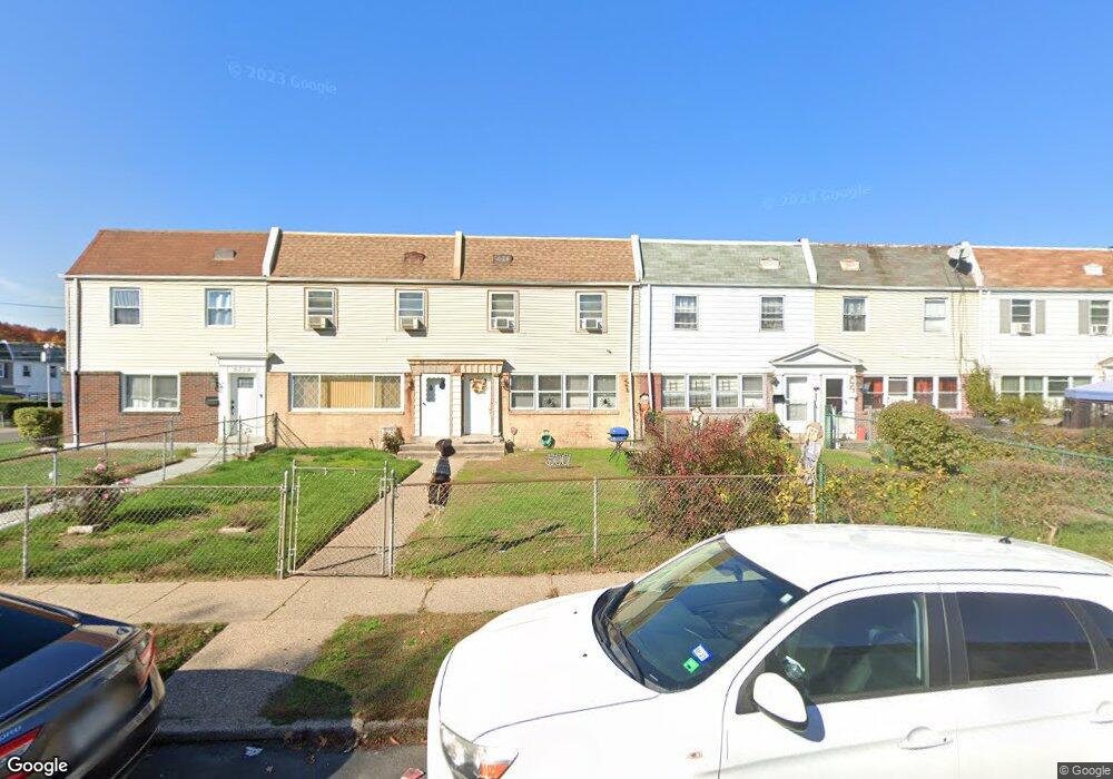 5719 Mitchell Rd, Levittown, PA 19057 - photo 1