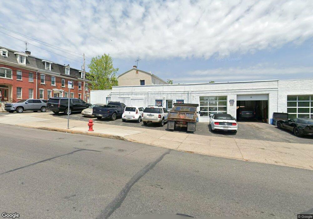 201 E Airy St, Norristown, PA 19401 - photo 1