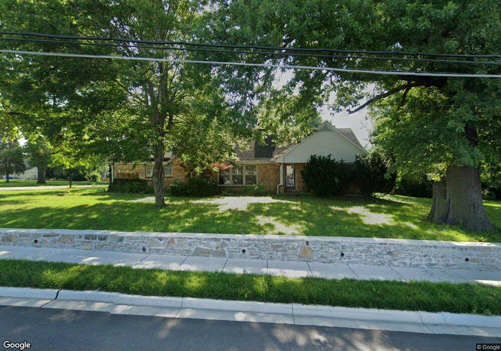 7041 Nieman Rd, Shawnee, KS 66203 - photo 1