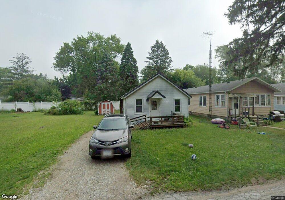 8461 E Avalon Dr, New Carlisle, IN 46552 - photo 1