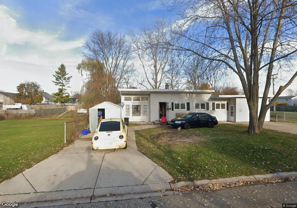 1829 Kern St unit 1827, Port Huron, MI 48060 - photo 1