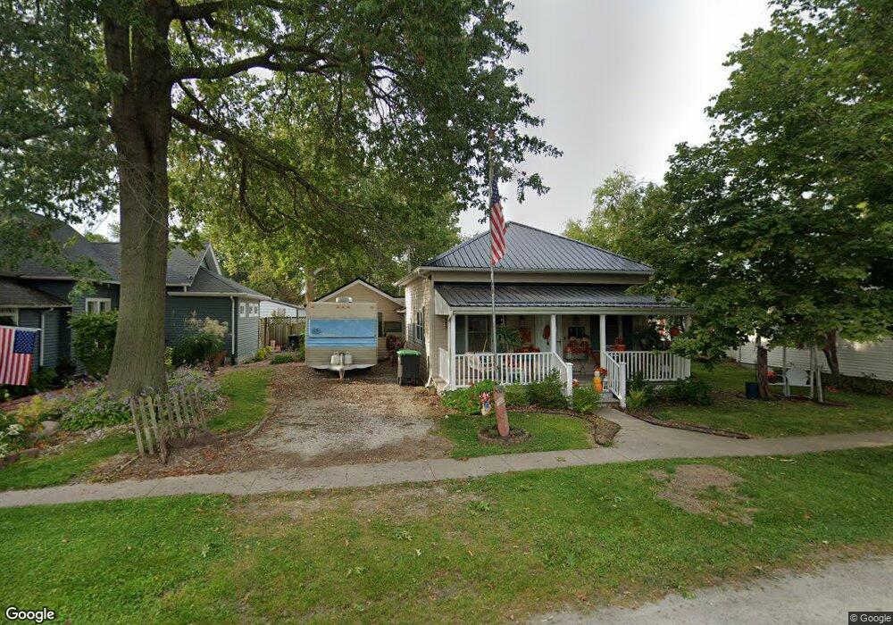 113 W 3rd St, Wayland, IA 52654 - photo 1