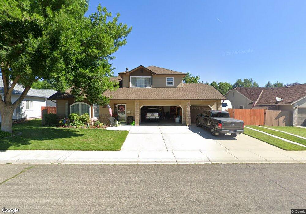 1428 E Hogan St, Eagle, ID 83616 - photo 1