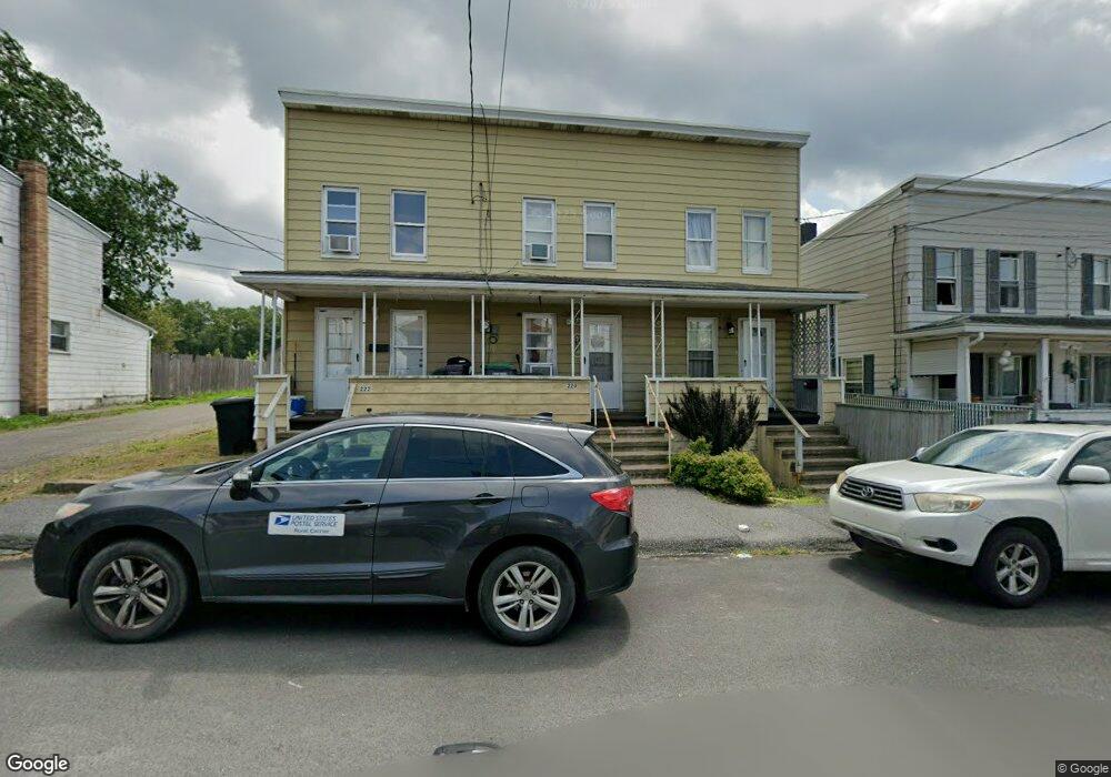 214 E Washington St, McAdoo, PA 18237 - photo 1