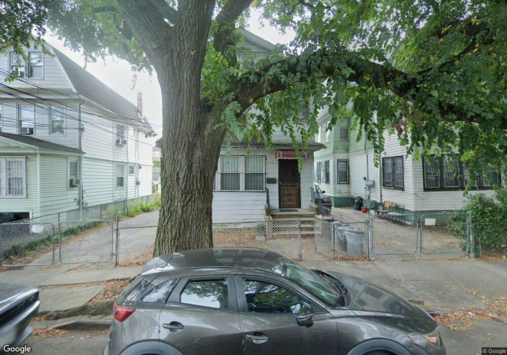 9236 53rd Ave, Elmhurst, NY 11373 - photo 1