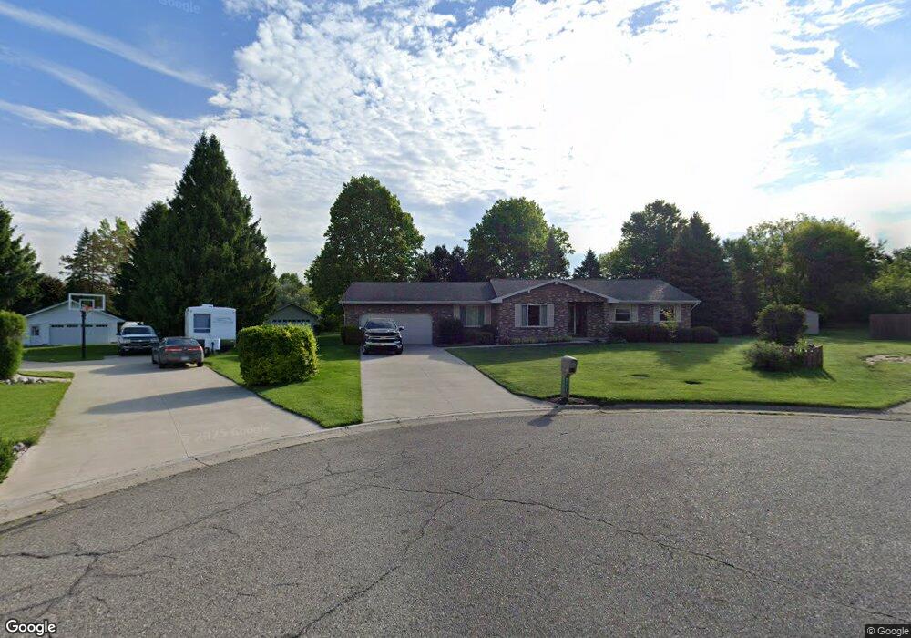 8252 Hidden Creek Ct, Flushing, MI 48433 - photo 1