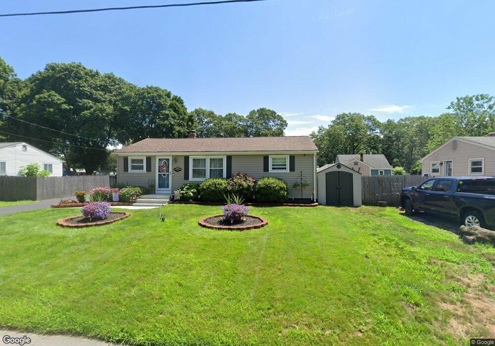 24 Sundance St, Warwick, RI 02886 - photo 1