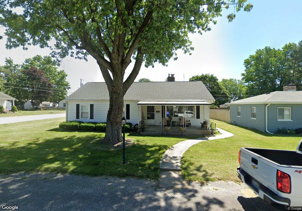 427 Raines St, Plainfield, IN 46168 - photo 1