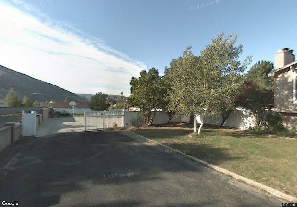 2088 Pinecrest Ln, Sandy, UT 84092 - photo 1