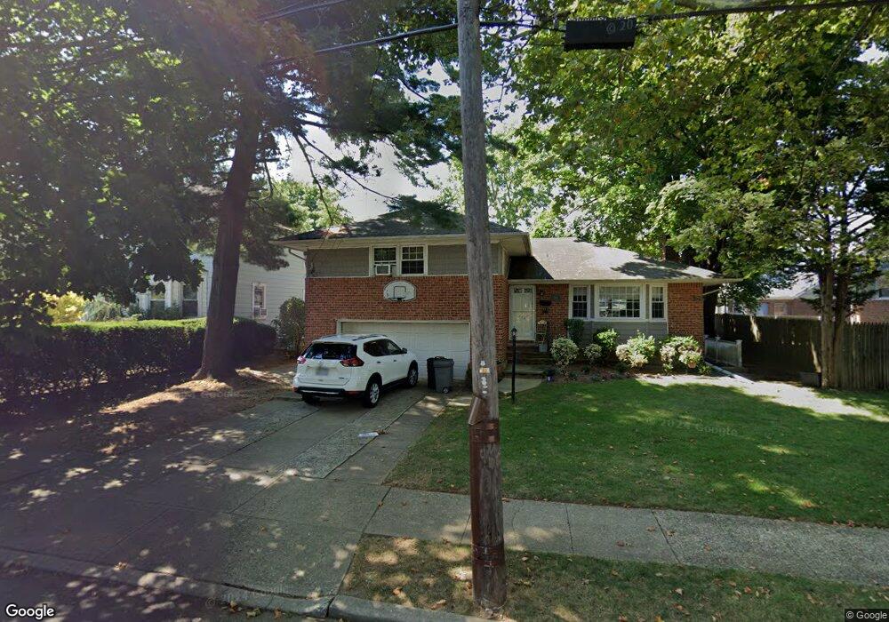 412 Bedell Terrace, West Hempstead, NY 11552 - photo 1