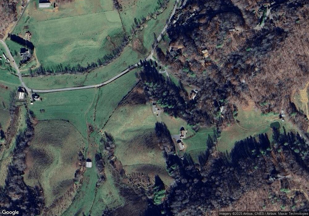 180 Dandelion Ln, Burnsville, NC 28714 - photo 1