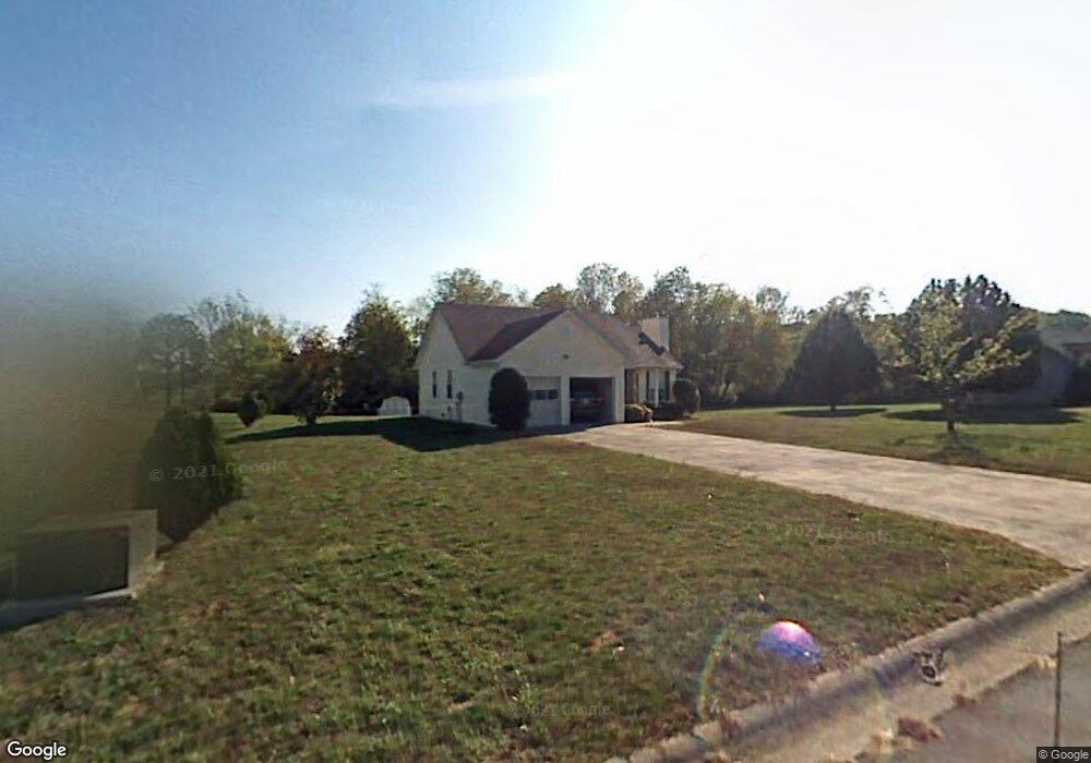 111 Field View Dr NE, Calhoun, GA 30701 - photo 1