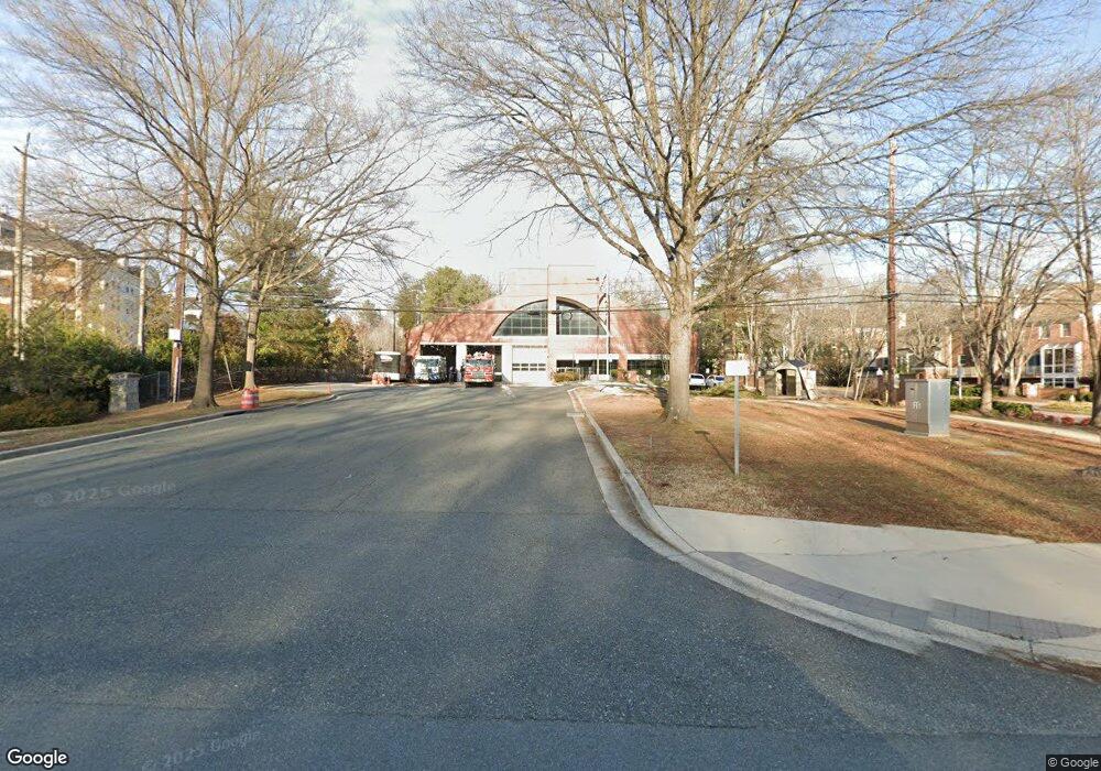 8001 River Rd, Bethesda, MD 20817 - photo 1