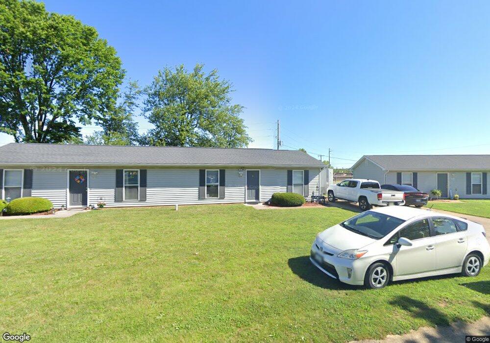 1013 Vandiver Ct, Farmington, MO 63640 - photo 1