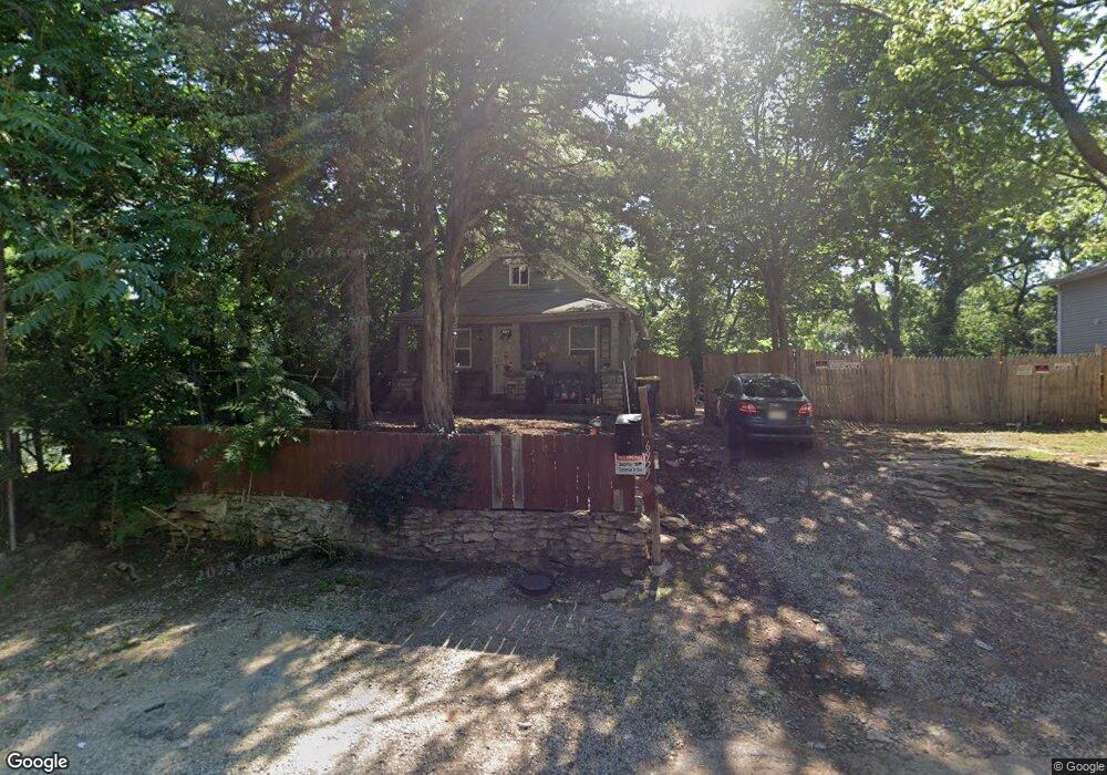 6927 Walrond Ave, Kansas City, MO 64132 - photo 1