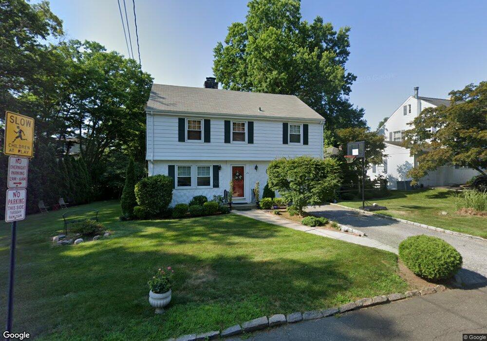 21 Winslow Cir, Tuckahoe, NY 10707 - photo 1