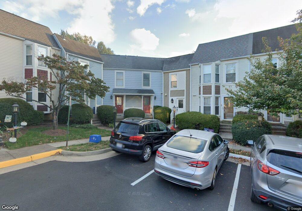 11925 Redtree Way, Reston, VA 20194 - photo 1