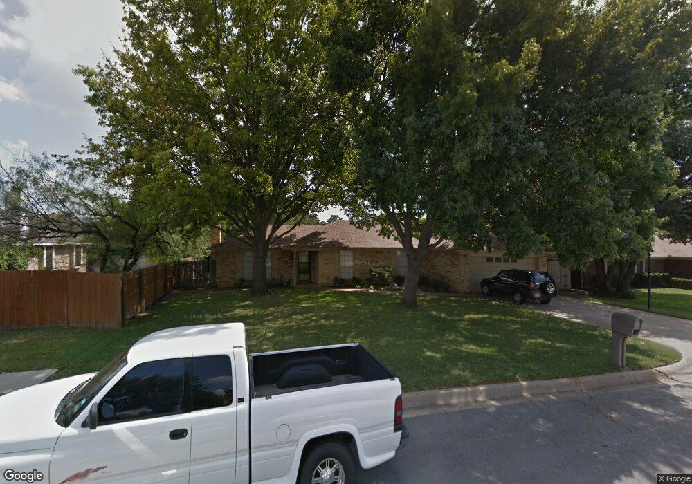 8528 Brookview Dr, North Richland Hills, TX 76182 - photo 1