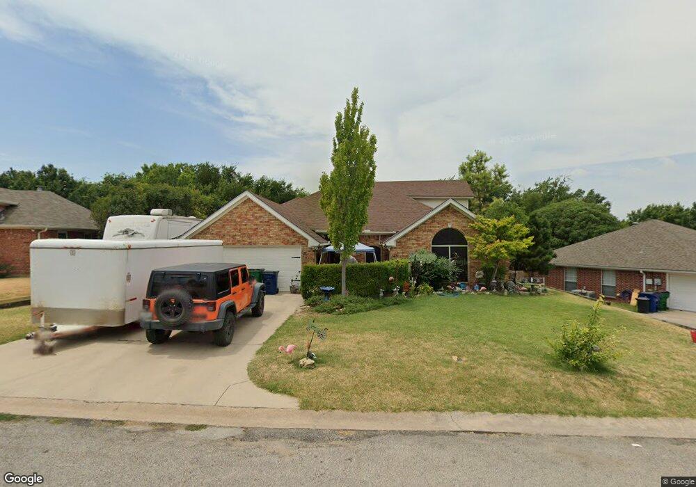 511 Valleyridge Ct, Decatur, TX 76234 - photo 1