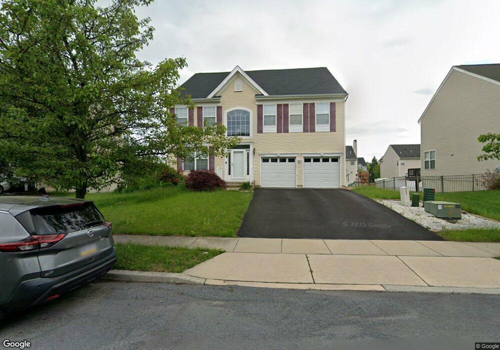 3459 Lurman Dr, Macungie, PA 18062 - photo 1