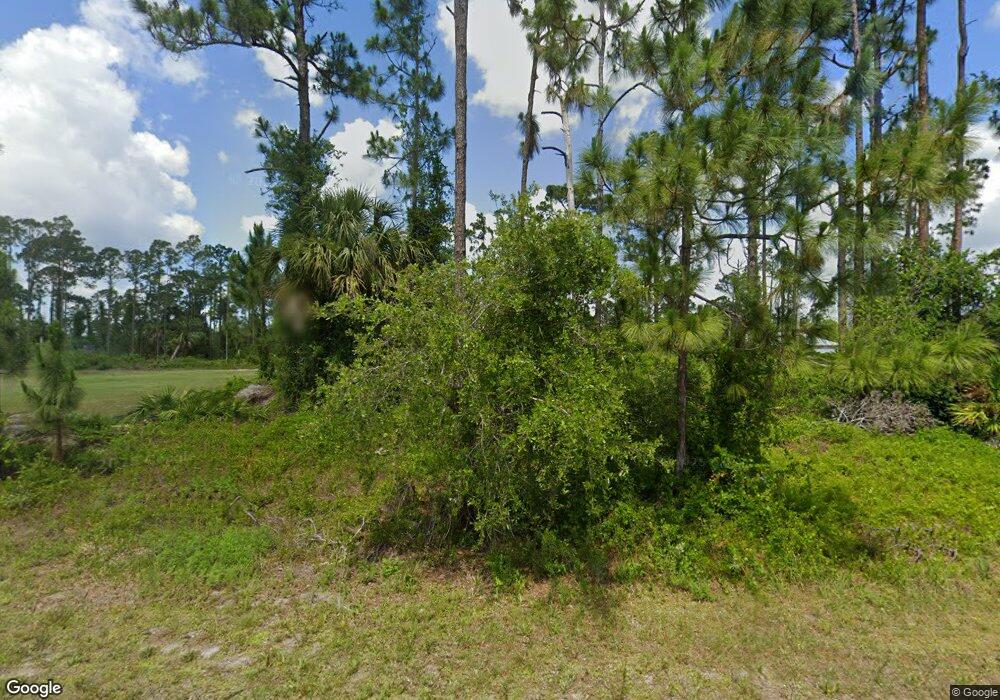 812 Pinecastle Dr, Lehigh Acres, FL 33974 - photo 1