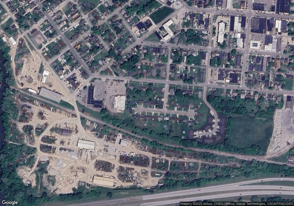 332 Barton St, Logan, OH 43138 - photo 1