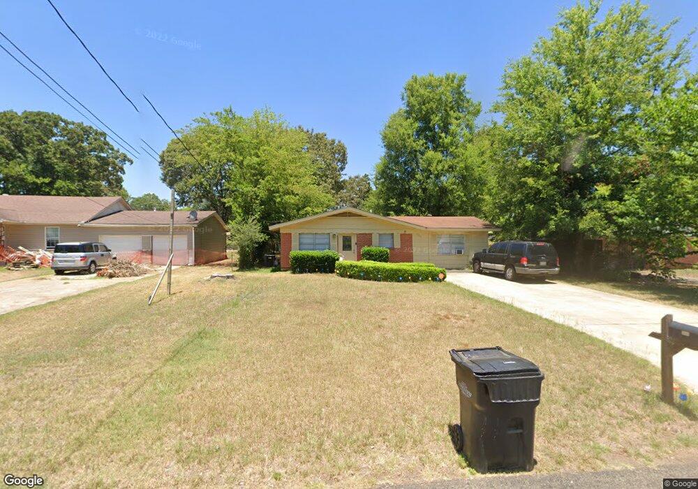 925 Doyle St, Longview, TX 75601 - photo 1