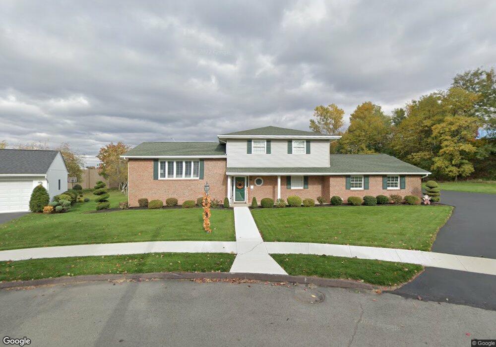 213 Swinnick Dr, Dunmore, PA 18512 - photo 1