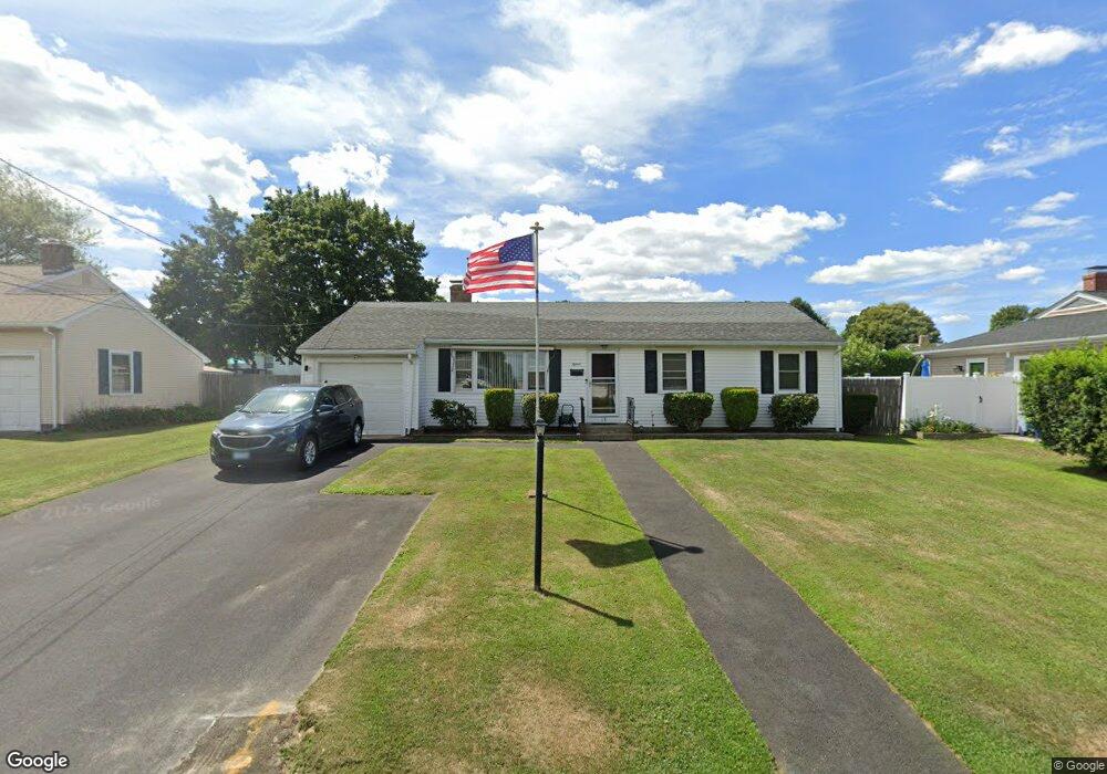 15 Manning Dr, Riverside, RI 02915 - photo 1