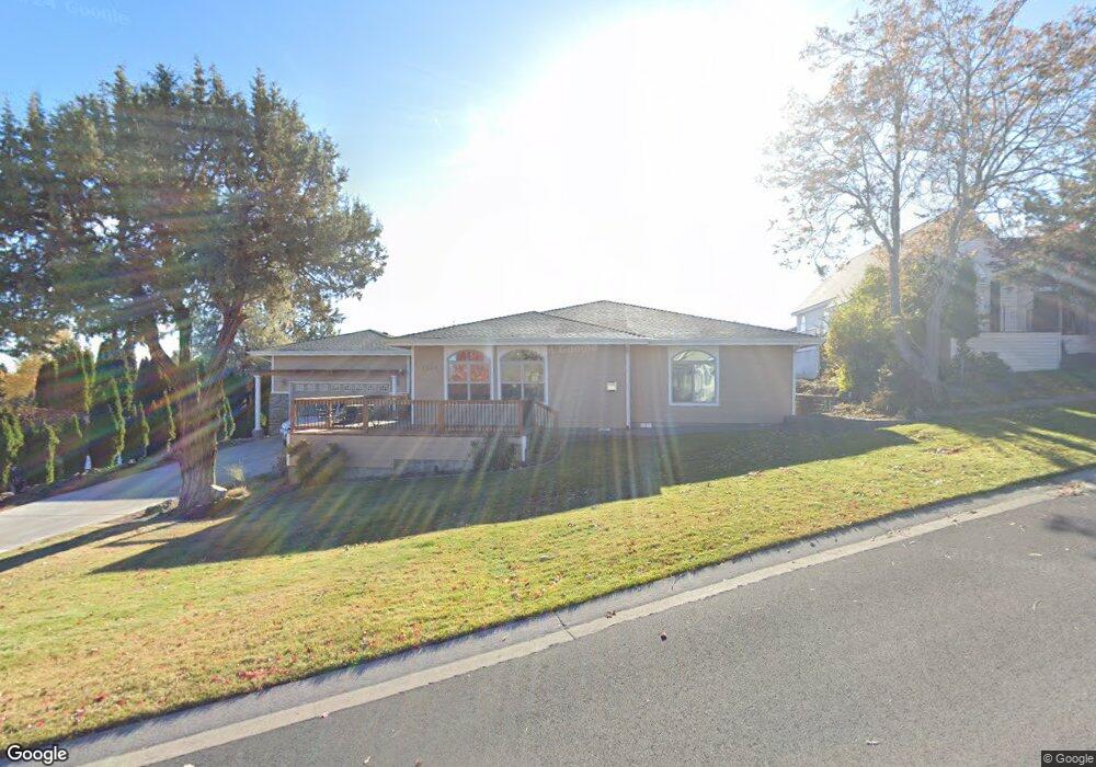 3524 SW Hillcrest Dr, Redmond, OR 97756 - photo 1