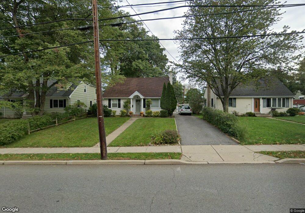 284 Midland Ave, River Edge, NJ 07661 - photo 1