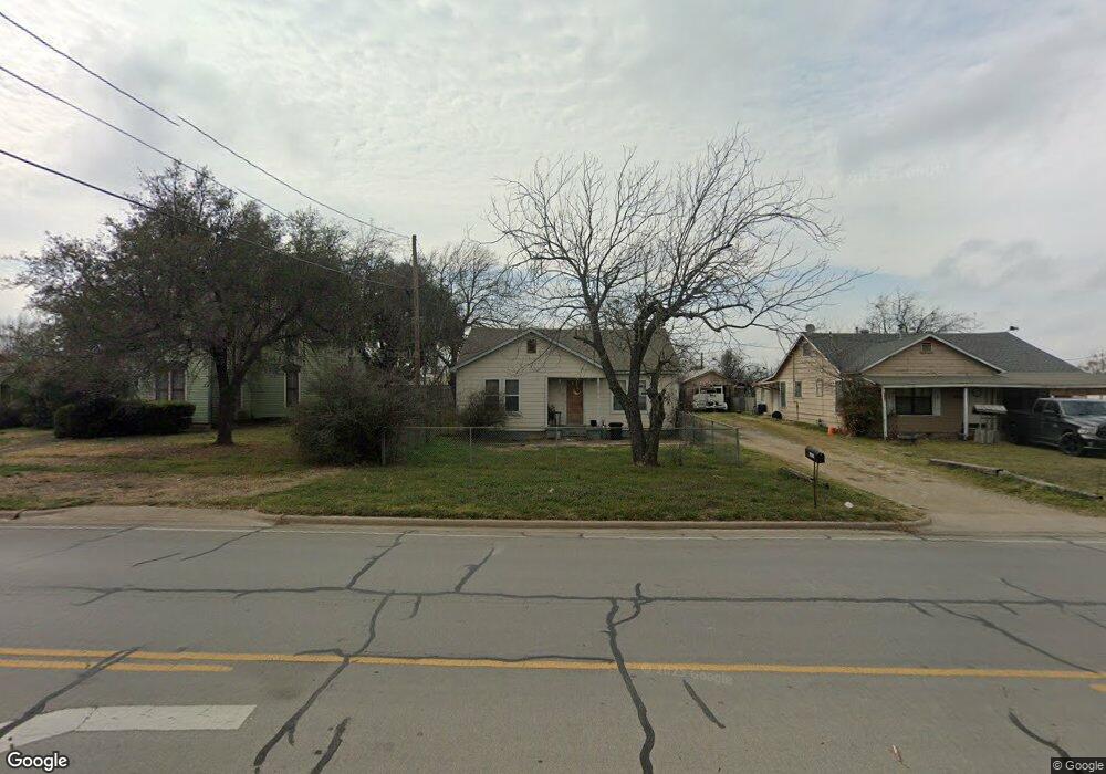 206 S Bowie Dr, Weatherford, TX 76086 - photo 1