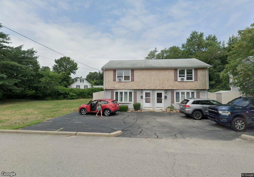 97 Reed St unit 1, Warwick, RI 02886 - photo 1