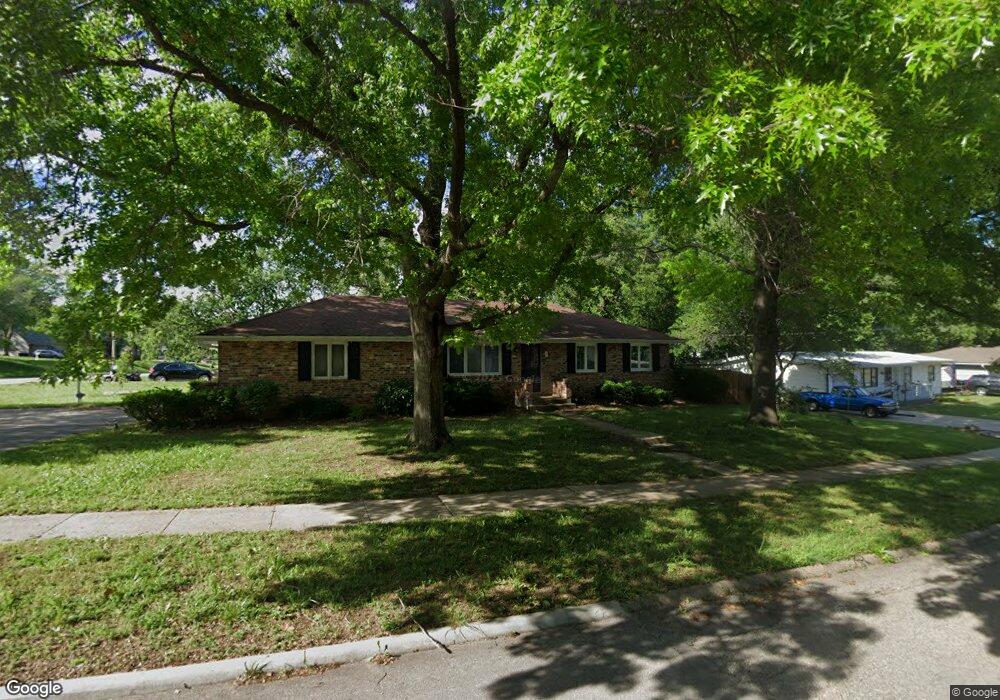 3122 SW Burlingame Rd, Topeka, KS 66611 - photo 1