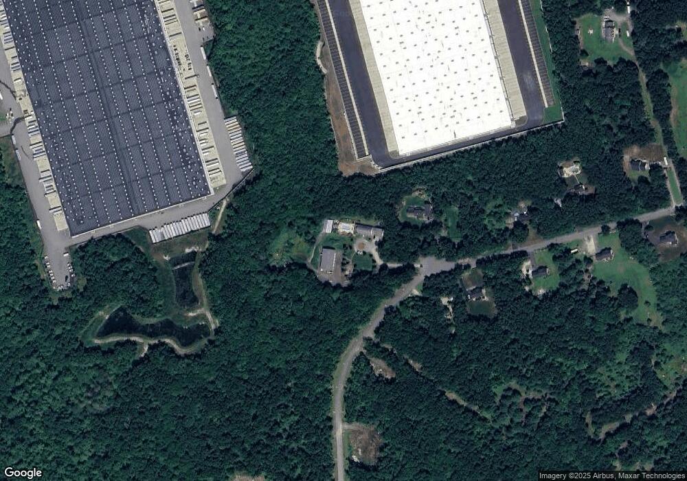 81 Eber Taft Rd, Uxbridge, MA 01569 - photo 1